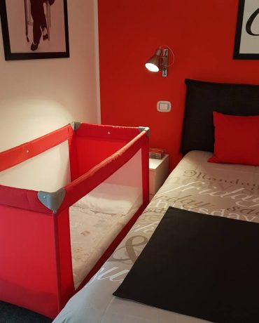 e3fb5c0d-9fa2-4eb5-a50d-6eb7e1f52cce